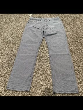 Diesel NWT checkered print straight leg jeans women’s size 33